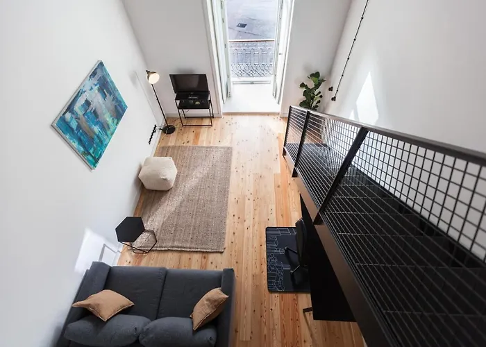 Flh Intendente Industrial Mezzanine With Balcony * Lisboa